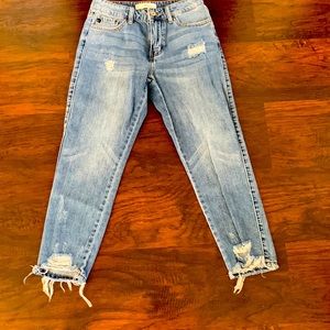 KanCan cropped distressed jeans